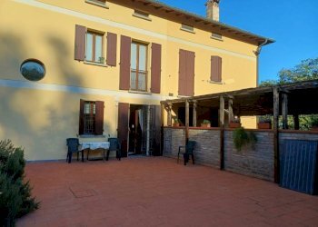 Facciata - Villa via Verdeta, Bomporto - foto 1