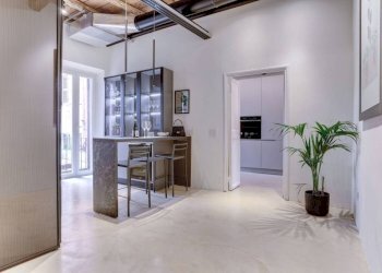 Interno palazzo - Trilocale via della Pelliccia, 49, Roma - foto 2