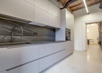 Cucina - Trilocale via della Pelliccia, 49, Roma - foto 17