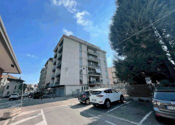 Zona - Trilocale piazza Papa Giovanni XXIII, Torre Boldone - foto 1