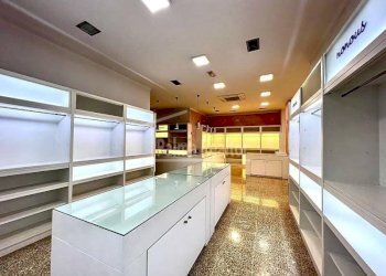 Foto 1 - Locale Commerciale Viale Europa
 
183, Firenze - foto 1