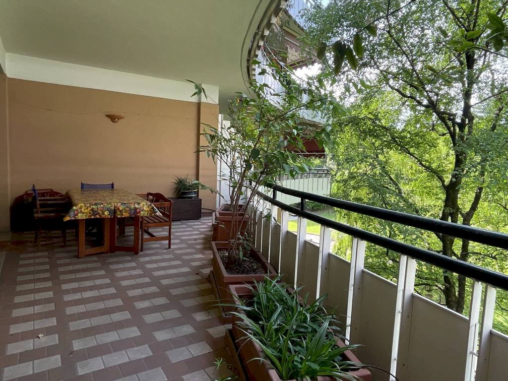 Terrazzo - Four-room apartment piazza Esquilino, Milano - photo 3