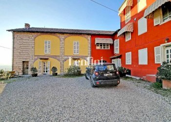 Posto macchina - Villa Località Cascina Montalbano, 59A, Rosignano Monferrato - foto 1