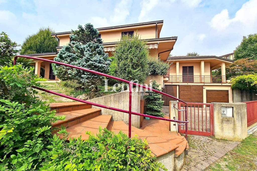 Facciata - Villa strada Cacciolo, 21, Terruggia - foto 3