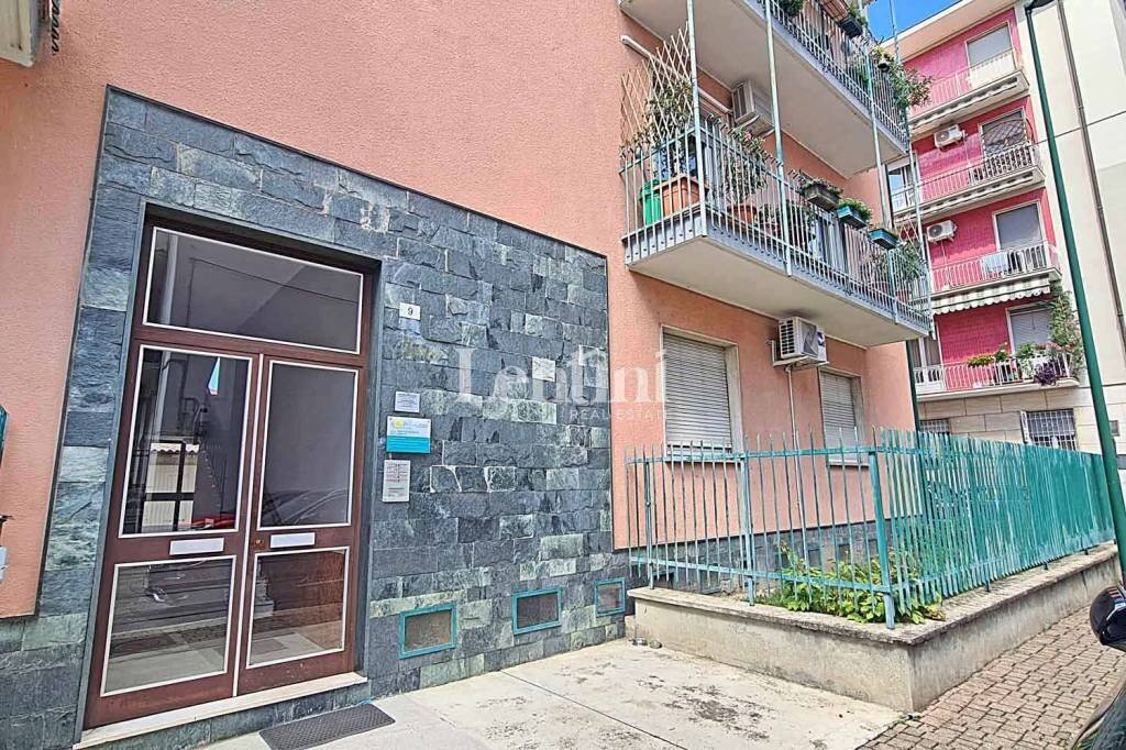 Facciata - Quadrilocale via Papa Sisto IV, Casale Monferrato - foto 2