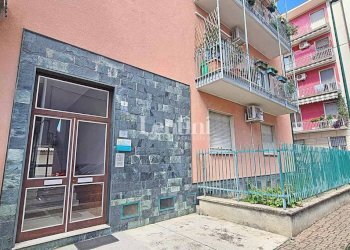 Facciata - Quadrilocale via Papa Sisto IV, Casale Monferrato - foto 2