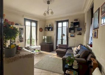 Salone - Three-room apartment Torino - photo 3