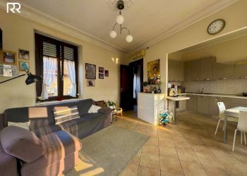 Salone - Three-room apartment Torino - photo 5