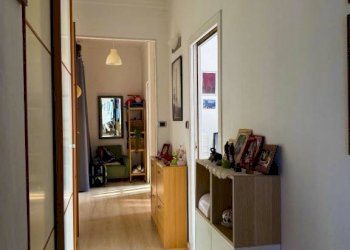 Corridoio - Three-room apartment Torino - photo 19
