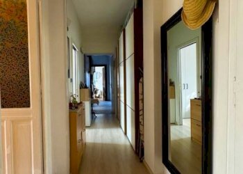 Corridoio - Three-room apartment Torino - photo 21