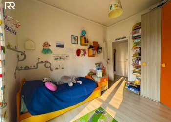 Camera da letto - Three-room apartment Torino - photo 25