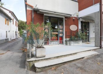 Zona - Negozio viale Roma, Forlì - foto 21