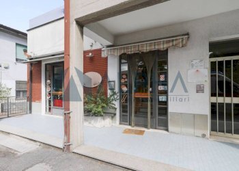 Ingresso - Negozio viale Roma, Forlì - foto 23