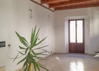 Two-room apartment via Chiappera 4, Barge - photo 4