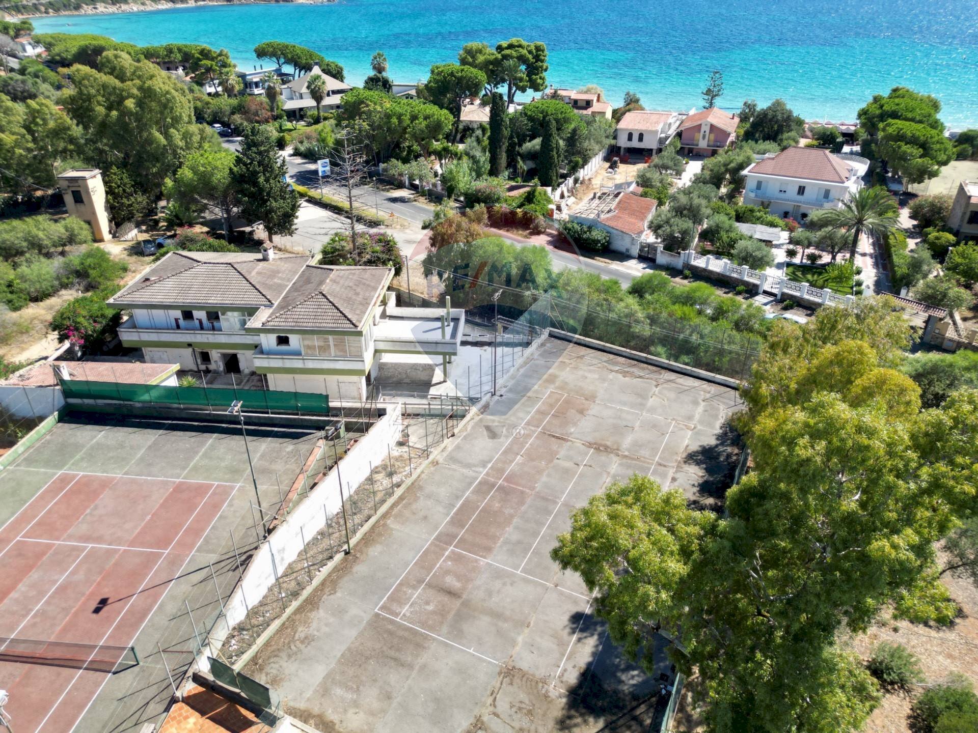 LA POSIZIONE - Villa Via Dei Ciliegi
11, Quartu Sant'Elena - photo 2