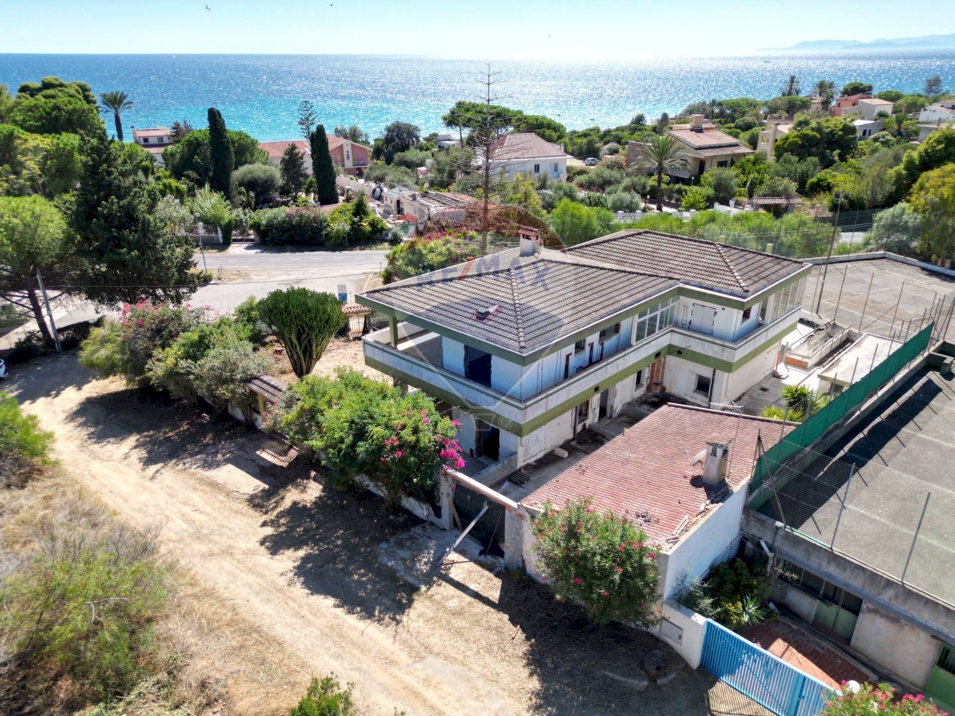 LA VILLA - Villa Via Dei Ciliegi
11, Quartu Sant'Elena - photo 3