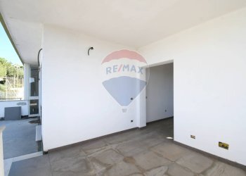 Stanza vuota - Villa Via Dei Ciliegi
 
11, Quartu Sant'Elena - foto 30