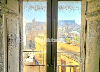 Foto 3 - Casa indipendente Via Scale
 
33-35-37, Ragusa - foto 3