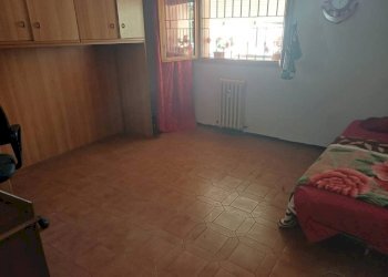 Camera da letto - Trilocale via Pezzana, Carpi - foto 27