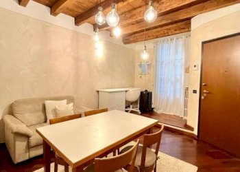 Salone - Two-room apartment via trieste, Brescia (neighborhood Centro Storico) - photo 4