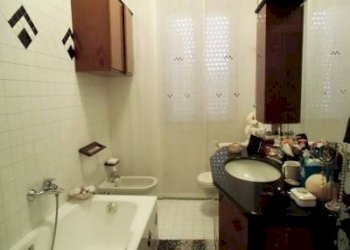 Bagno - Trilocale via Dobbiaco, Varese - foto 14