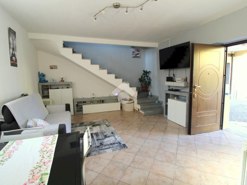 Trilocale Via S.Michele del Carso, Pogliano Milanese - foto 1