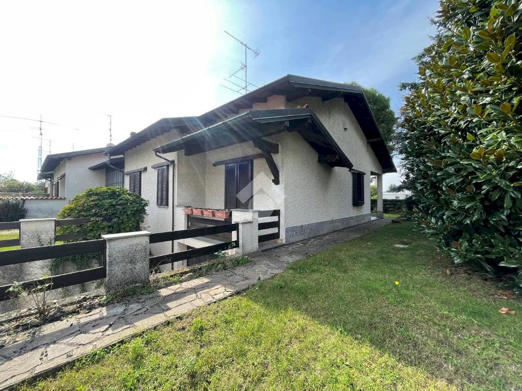 Villa Via Monte Grappa, Arconate - photo 2