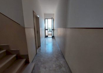 ingresso condominio - Quadrilocale Imola - foto 9