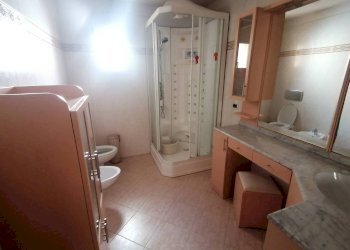 Apartment Via Frassinago, Bologna (neighborhood Malpighi) - photo 17