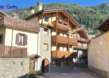 Foto 1 - Trilocale Via Colle del Gigante
 
11, Courmayeur - foto 1