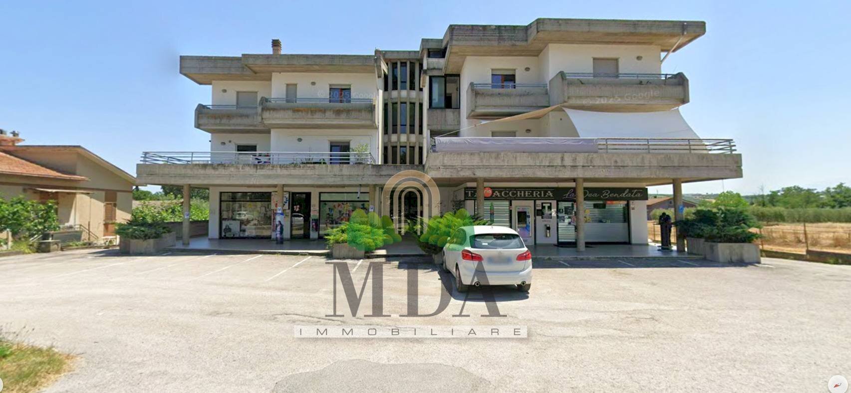 Foto 2 - Locale Commerciale viale Gran Sasso, Corropoli - foto 2