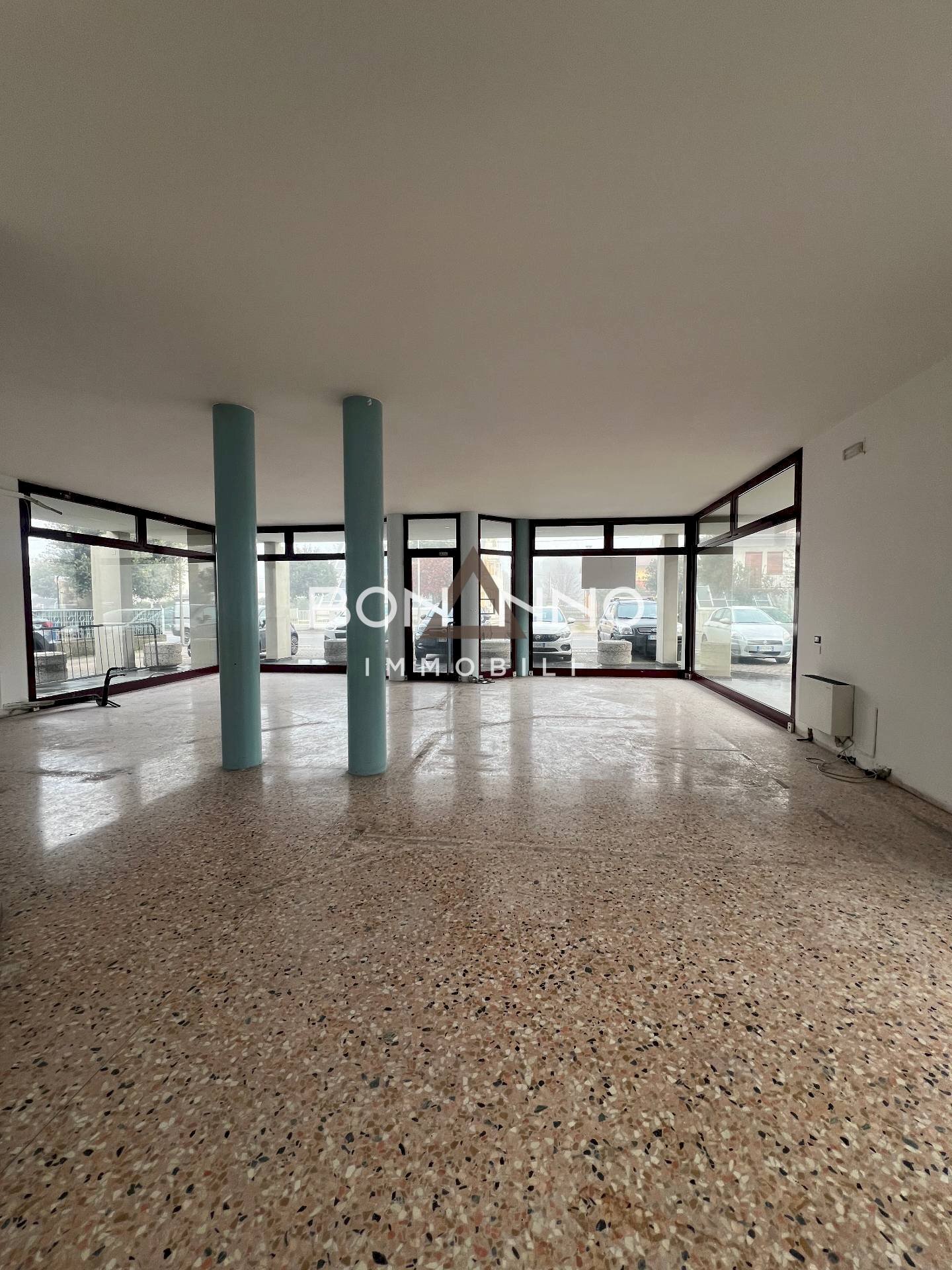 Foto 1 - Locale Commerciale Via Verdi
 
32, Loreggia - foto 1