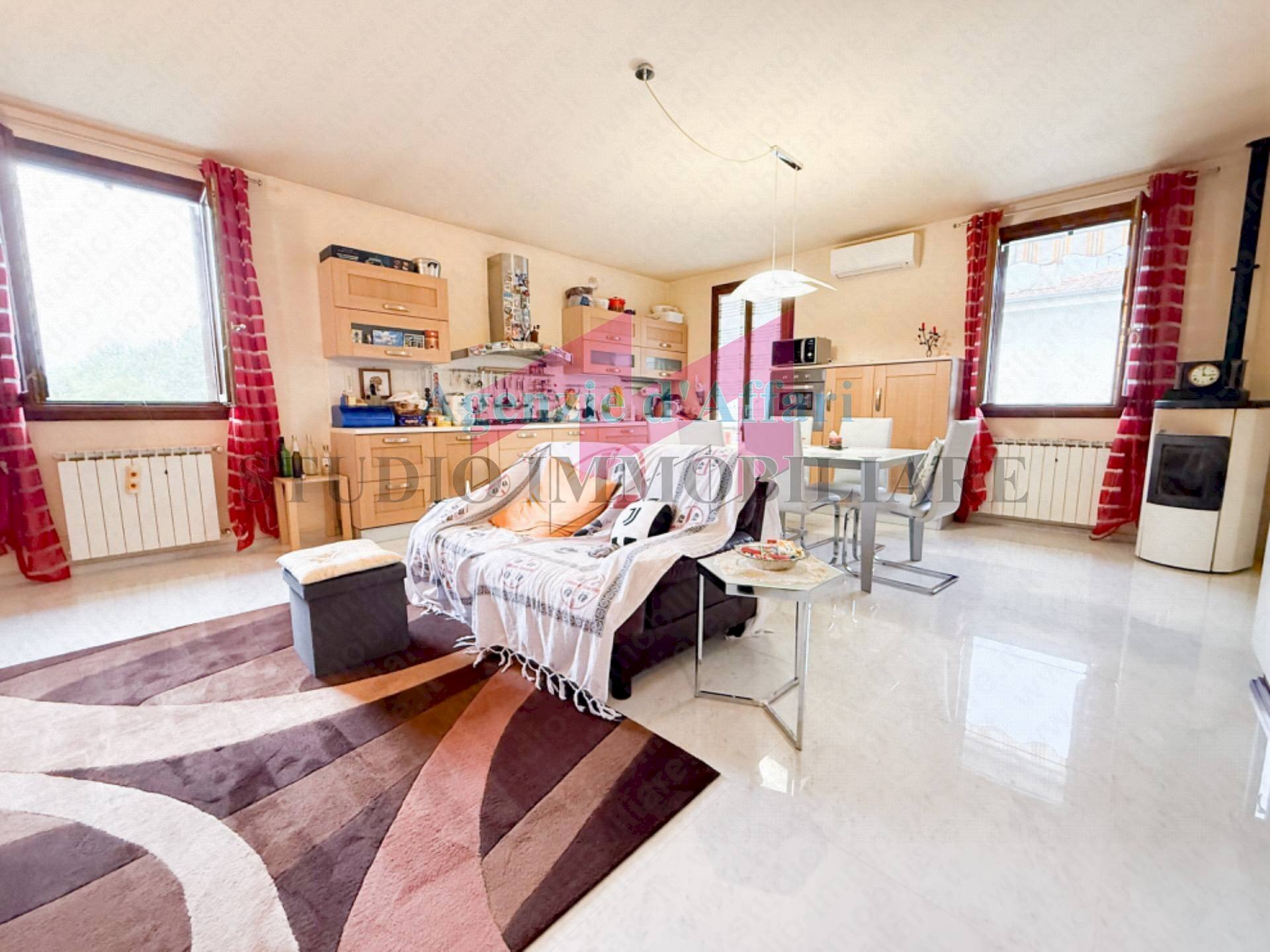 Foto 2 - Three-room apartment via Mantovani e Bernini, Ceneselli - photo 2