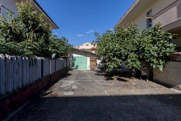 Foto 3 - Independent house Via Zambesi
 
2, Montesilvano - photo 3