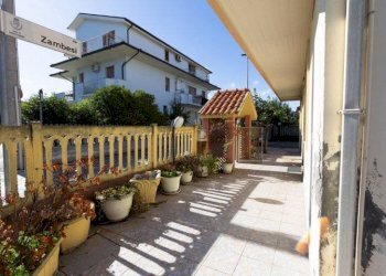 Foto 5 - Independent house Via Zambesi
 
2, Montesilvano - photo 5