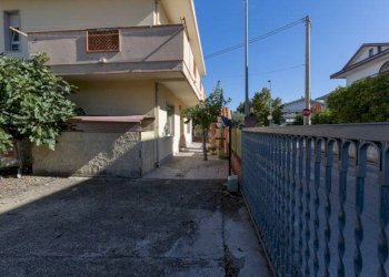 Foto 6 - Independent house Via Zambesi
 
2, Montesilvano - photo 6