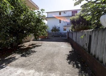 Foto 8 - Independent house Via Zambesi
 
2, Montesilvano - photo 8