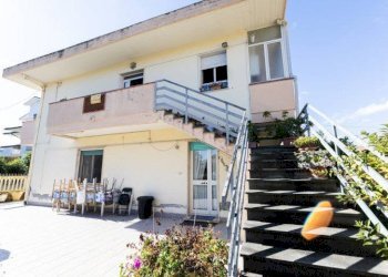 Foto 29 - Independent house Via Zambesi
 
2, Montesilvano - photo 29