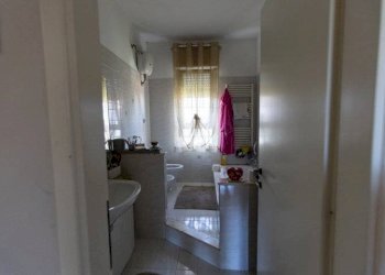 Foto 53 - Independent house Via Zambesi
 
2, Montesilvano - photo 53