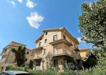 Foto 3 - Stable - Palace Via Crivellucci, Monsampolo del Tronto - photo 3