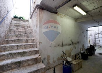 Scale - Independent house Via Duomo
 
15, Bari - photo 14