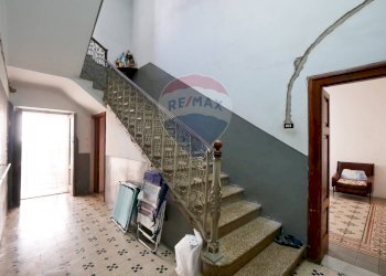 Scale - Independent house Via Duomo
 
15, Bari - photo 15