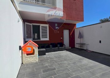 Terrazza - Villa a Schiera via tufi vecchi
 
15, Arnesano - foto 1