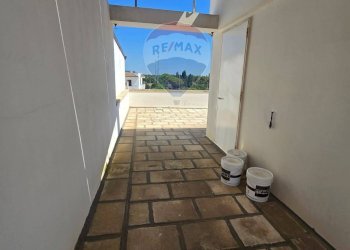 Terrazza - Villa a Schiera via tufi vecchi
 
15, Arnesano - foto 8