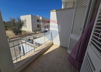 Balcone - Villa a Schiera via tufi vecchi
 
15, Arnesano - foto 12