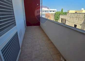 Balcone - Villa a Schiera via tufi vecchi
 
15, Arnesano - foto 23