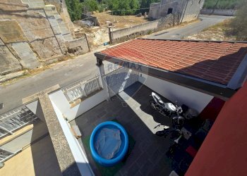 Edificio all\'aperto - Villa a Schiera via tufi vecchi
 
15, Arnesano - foto 24