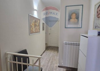 Hall / corridoio - Villa a Schiera via tufi vecchi
 
15, Arnesano - foto 29