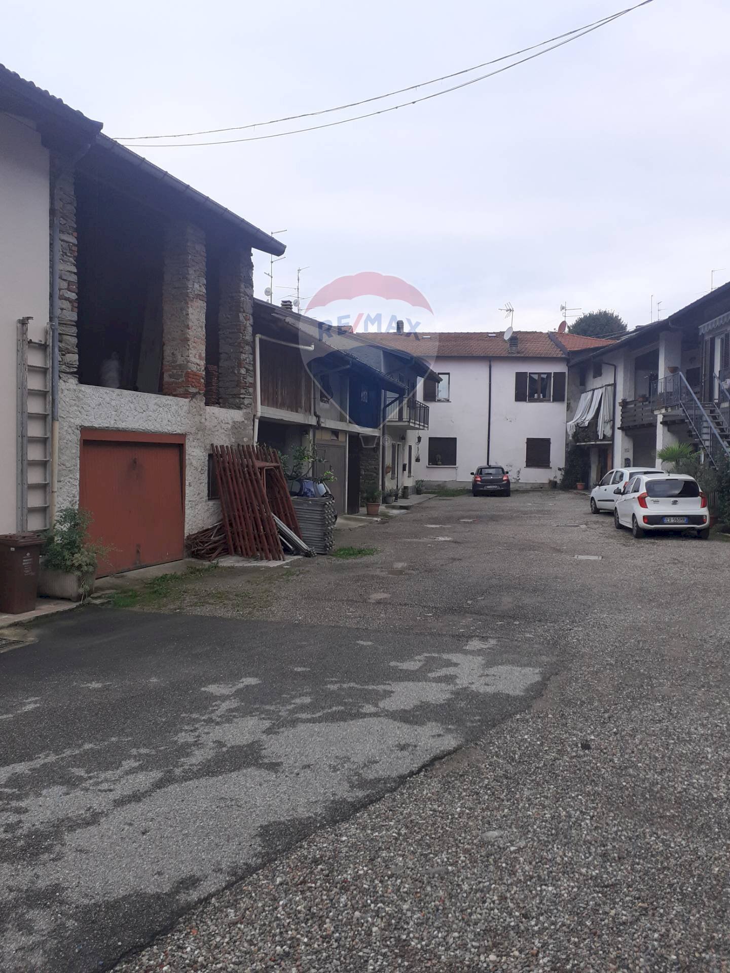 Edificio all\'aperto - Magazzino Bregano - foto 2