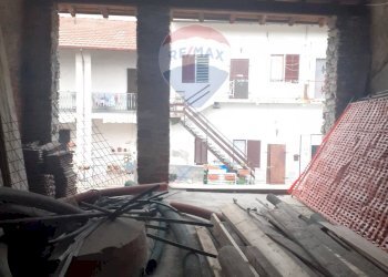 Edificio all\'aperto - Magazzino Bregano - foto 9